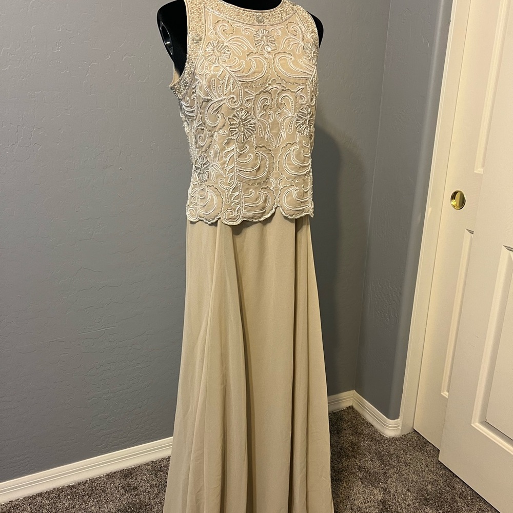 J Kara Cream Beaded Embellished Gown with scarf